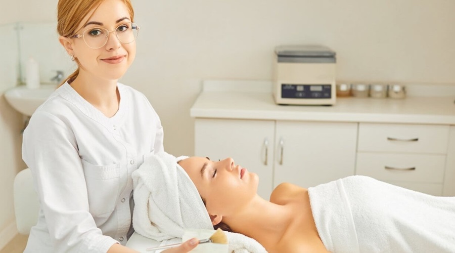 Güzellik Uzmanı Kursu 4. Seviye